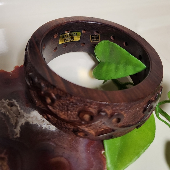 Vintage Chunky Wood Bangle Bracelet NWT Handmade India - Picture 2 of 4